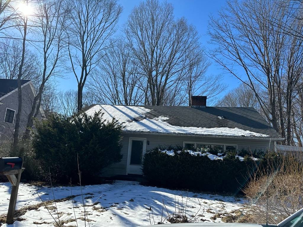 Hopkinton, MA 01748,15 Mount Auburn