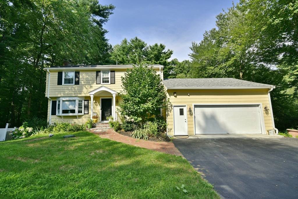 Sharon, MA 02067,16 Colburn Dr