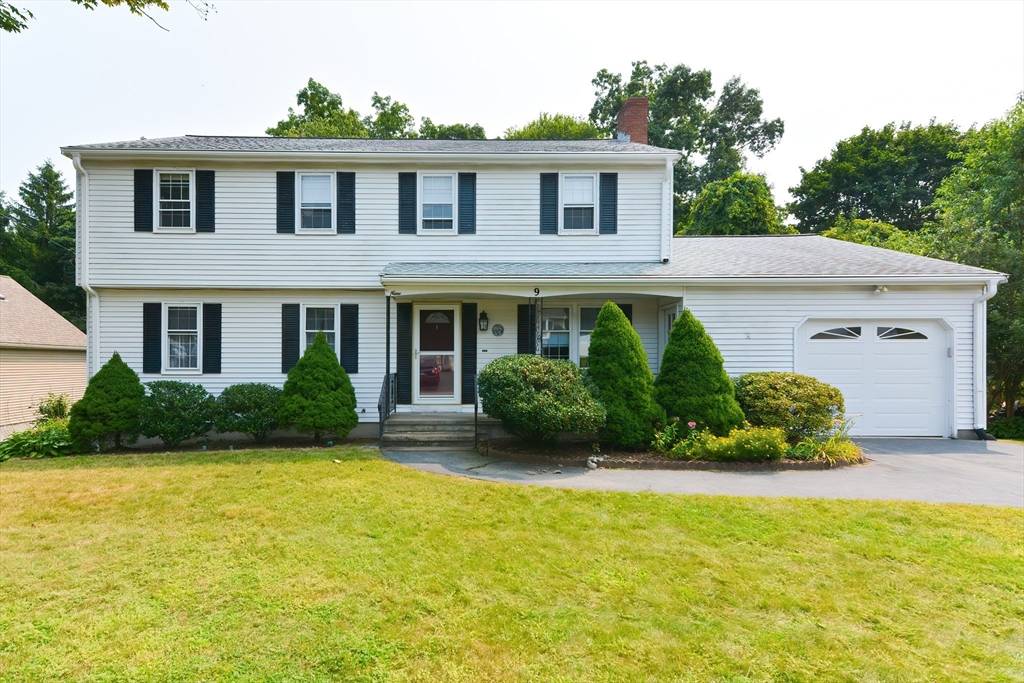 Milford, MA 01757,9 Bandy Ln