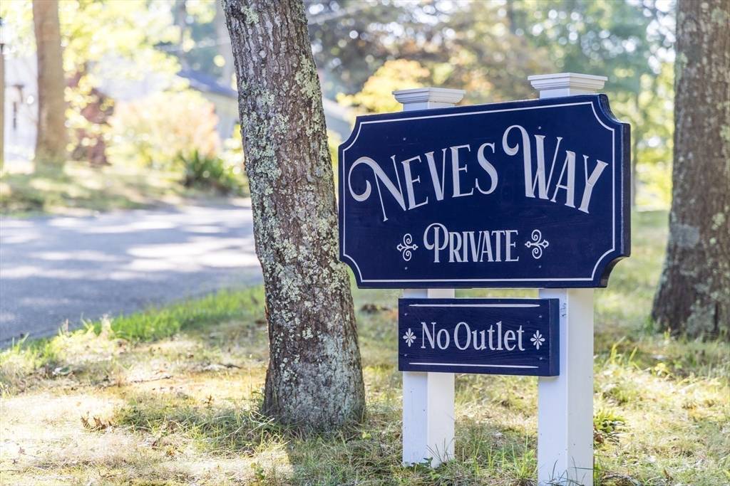 Falmouth, MA 02536,10 Neves Way