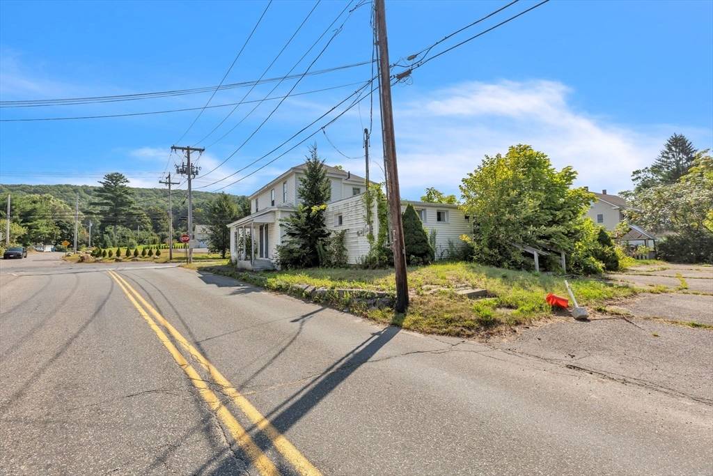 Monson, MA 01057,297 Main St