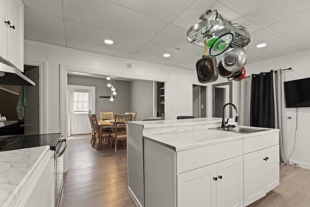 Fall River, MA 02723,213 Beattie St