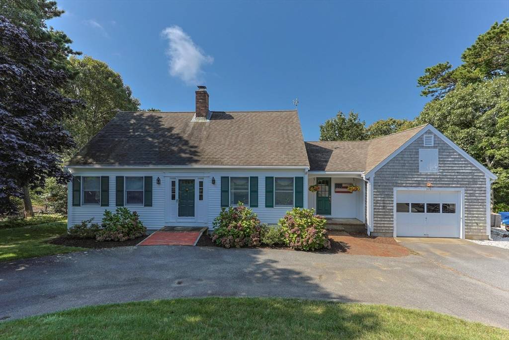 Chatham, MA 02633,319 Riverview Dr