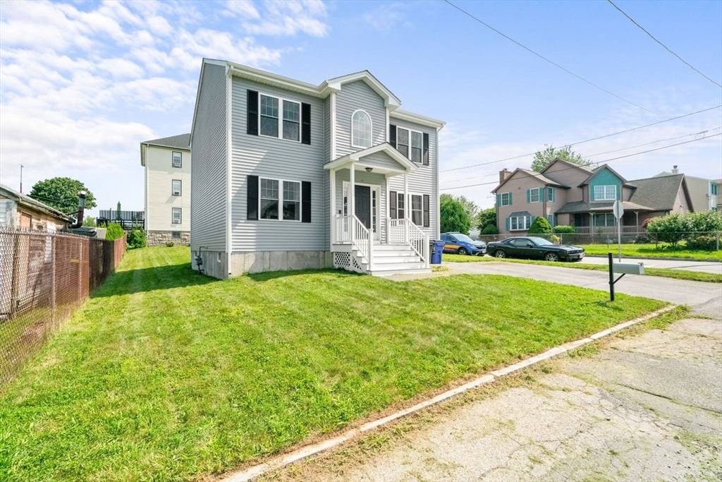 Fall River, MA 02721,38 Renaud St