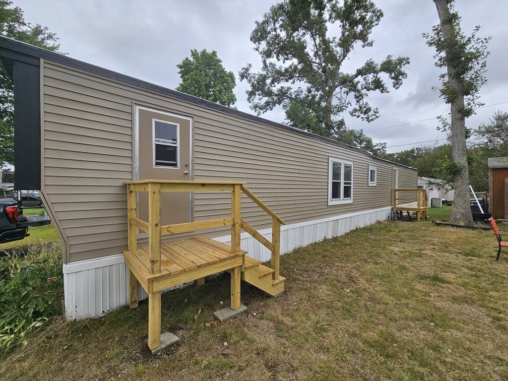 Taunton, MA 02780,309 Lothrop St