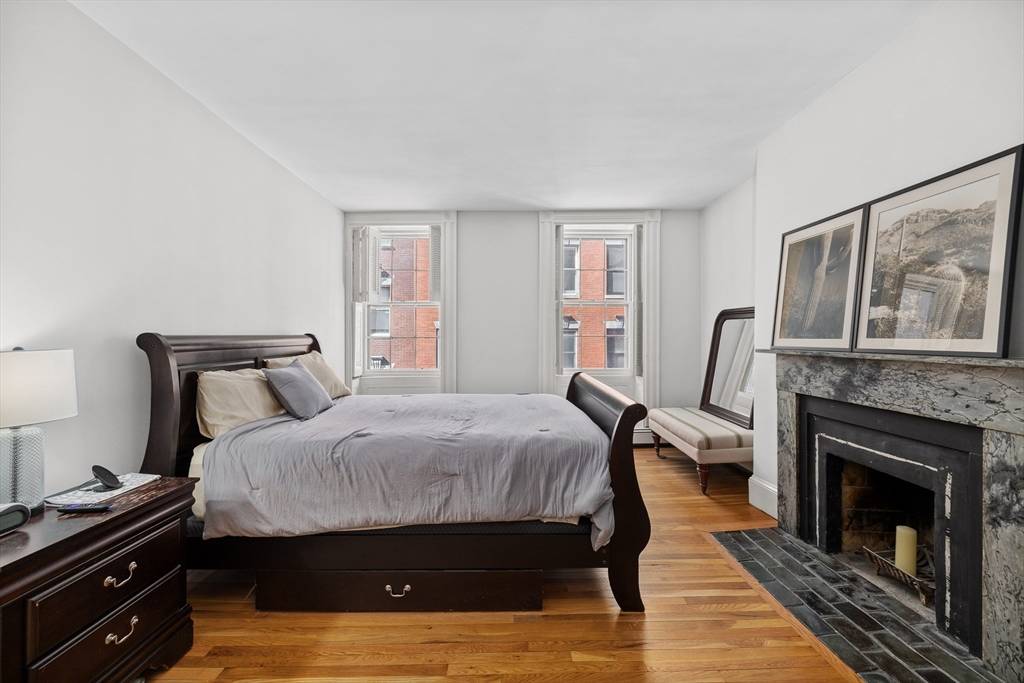 32 Temple Street #PH Boston, MA 02114
