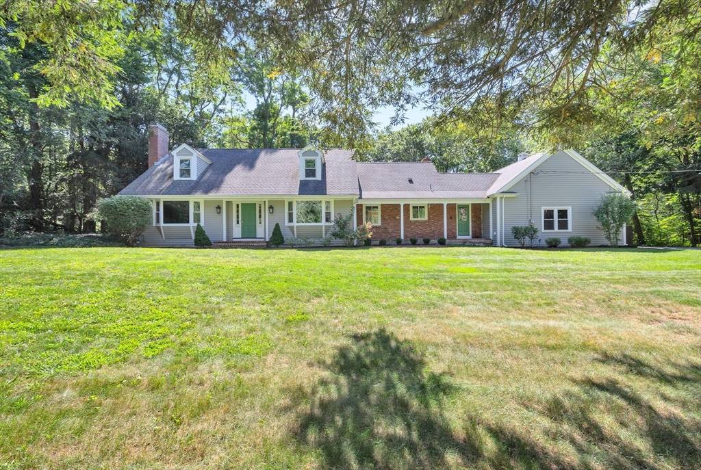 Rowley, MA 01969,37 Bennett Hill Rd