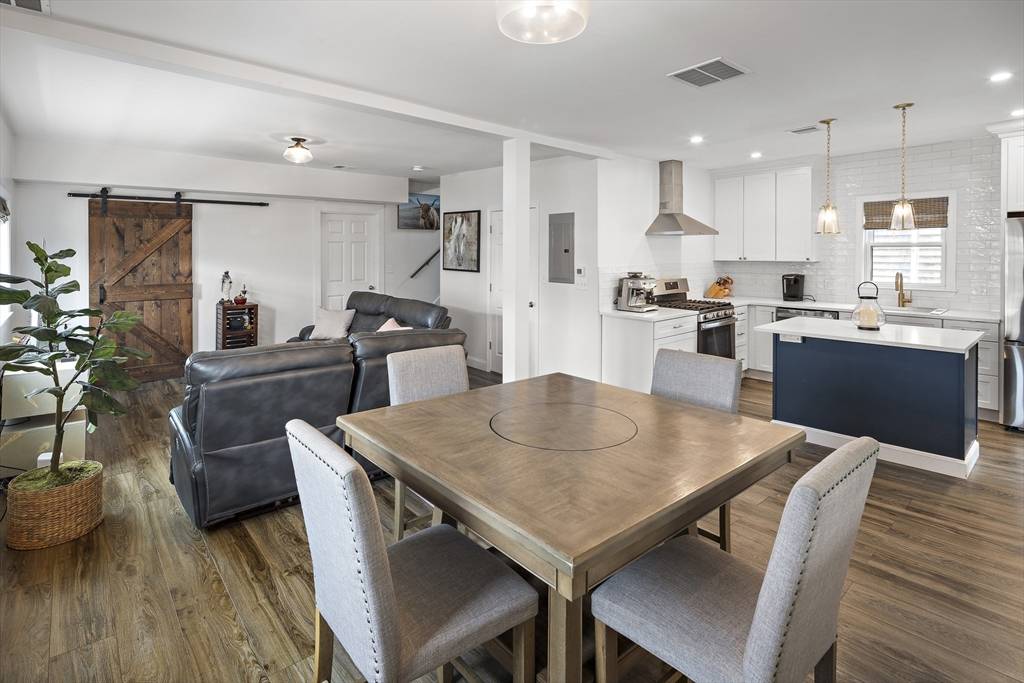 Revere, MA 02151,3 Clinton Rd