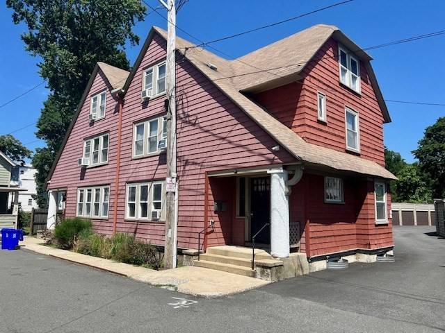 Malden, MA 02148,17 Washington Place #1