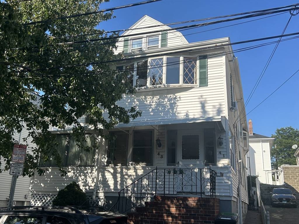 Somerville, MA 02144,43 Sterling Street #1