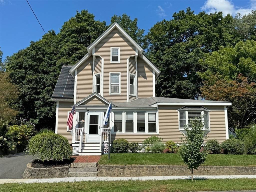 Greenfield, MA 01301,27 Pond Street