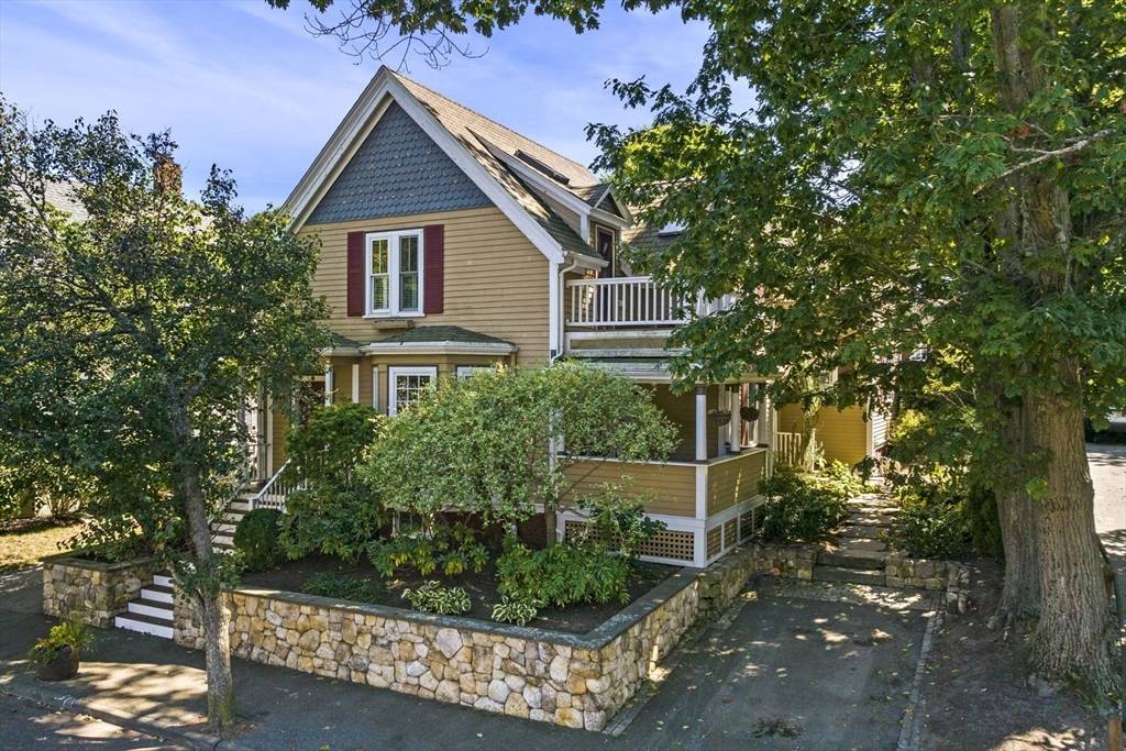 Swampscott, MA 01907,99 Redington Street