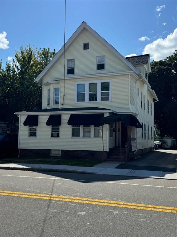 Uxbridge, MA 01569,310 N Main St