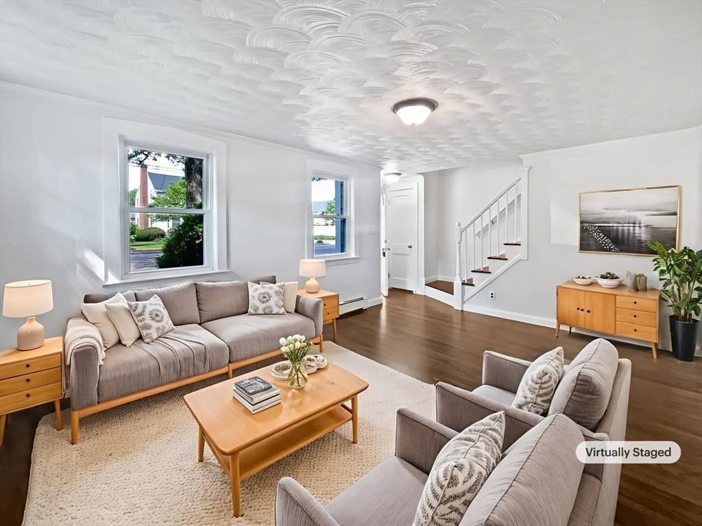 Reading, MA 01867,444 Lowell St