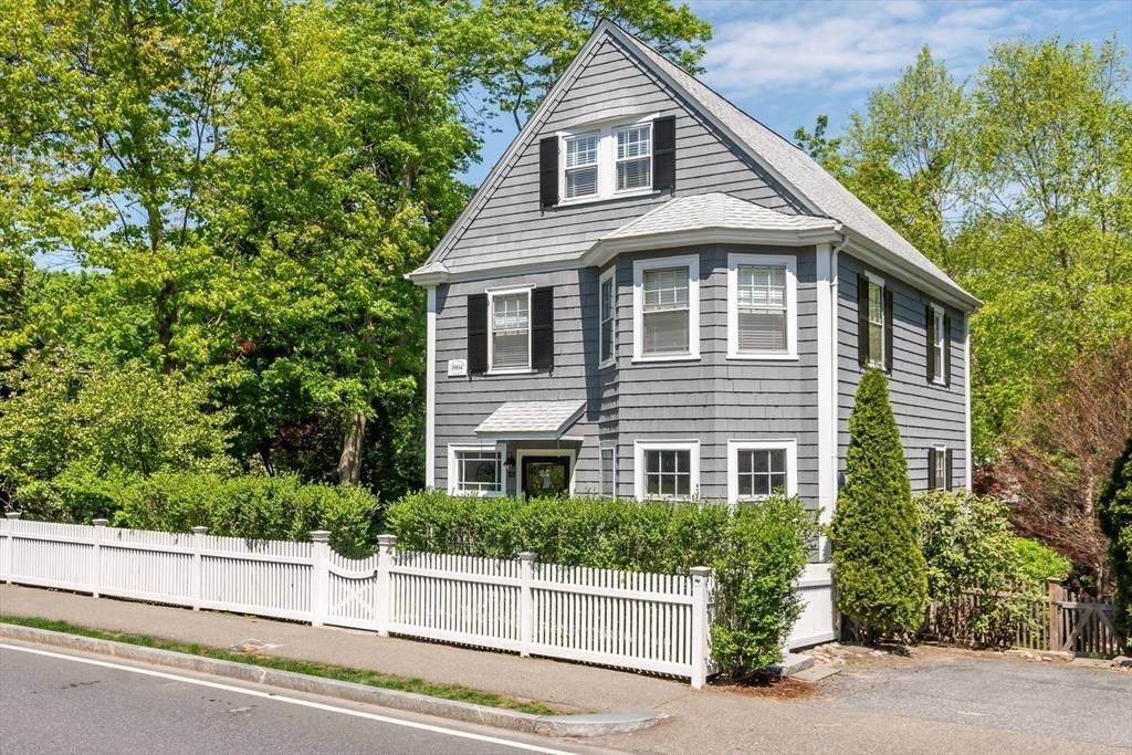 Wellesley, MA 02481,25 Glen Road