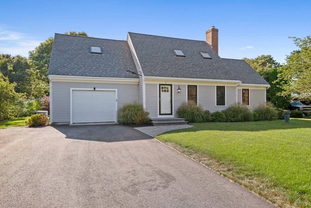 Yarmouth, MA 02675,21 Minnetuxet Way