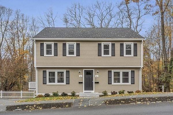 Stoneham, MA 02180,62/64 Elm Street #64