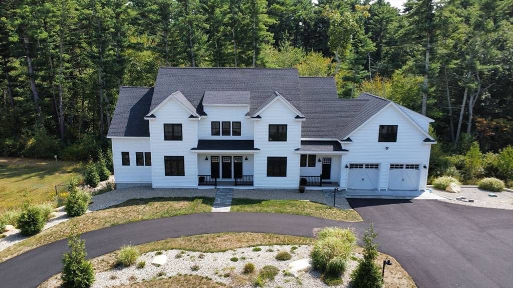 Kingston, MA 02364,114 Country Club Way