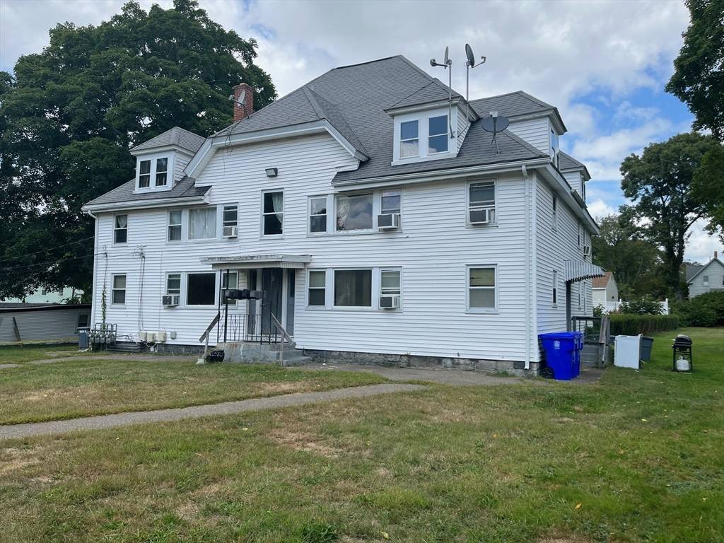 Taunton, MA 02780,9 Presbrey Court