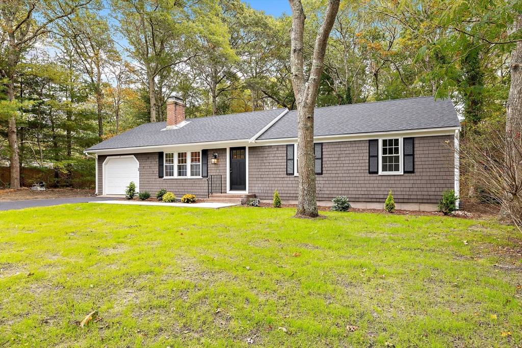 Barnstable, MA 02632,29 Nauset Ln