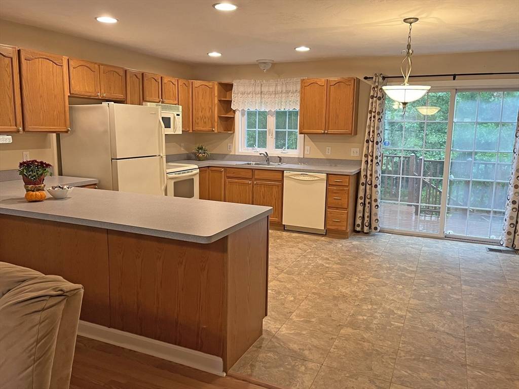 Middleboro, MA 02346,27 Ridge Dr #27