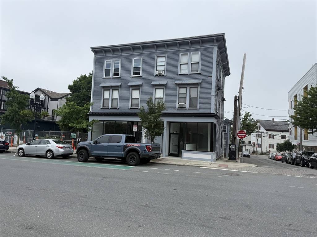 Somerville, MA 02143,318 Somerville