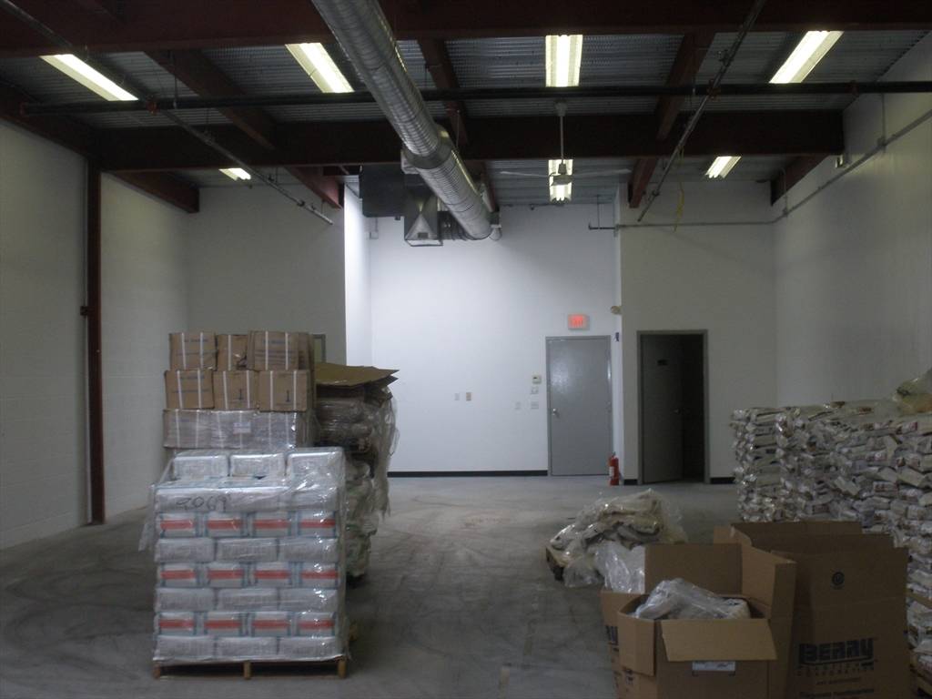 Watertown, MA 02472,19 Calvin Rd