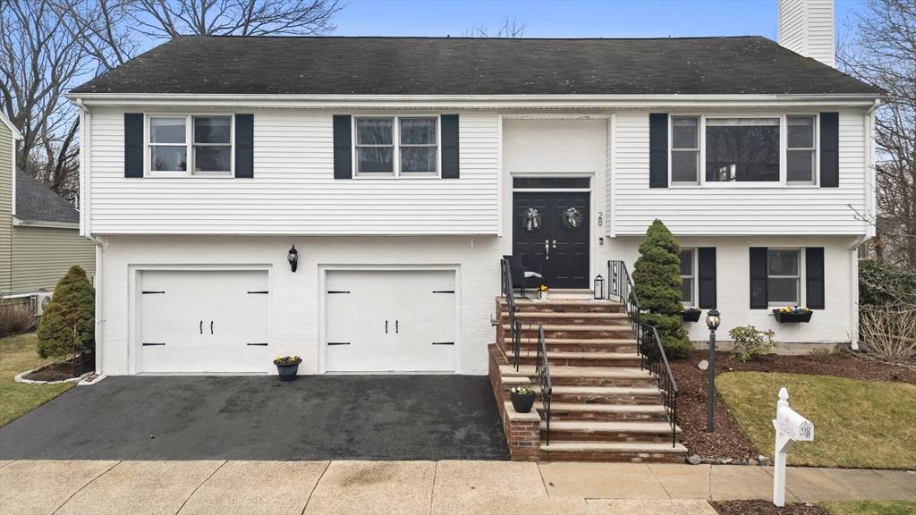 Lynn, MA 01904,28 Split Rock Road