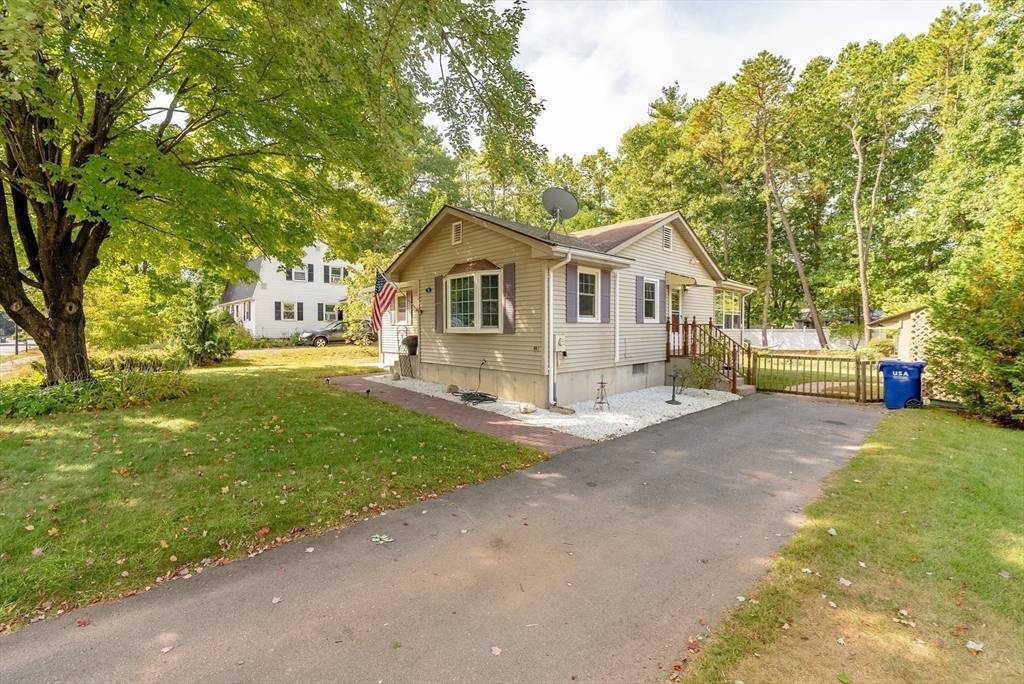 Easthampton, MA 01027,12 Gula Drive