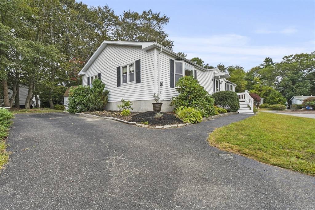 Rockland, MA 02370,4 Hornbeam Street