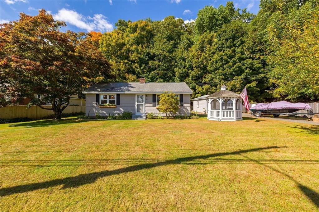 West Brookfield, MA 01585,68 Lakeshore Dr