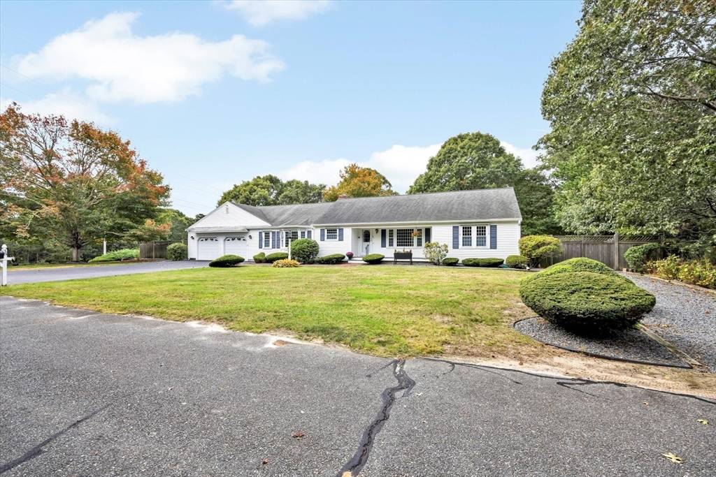 Yarmouth, MA 02675,38 Greenland Cir