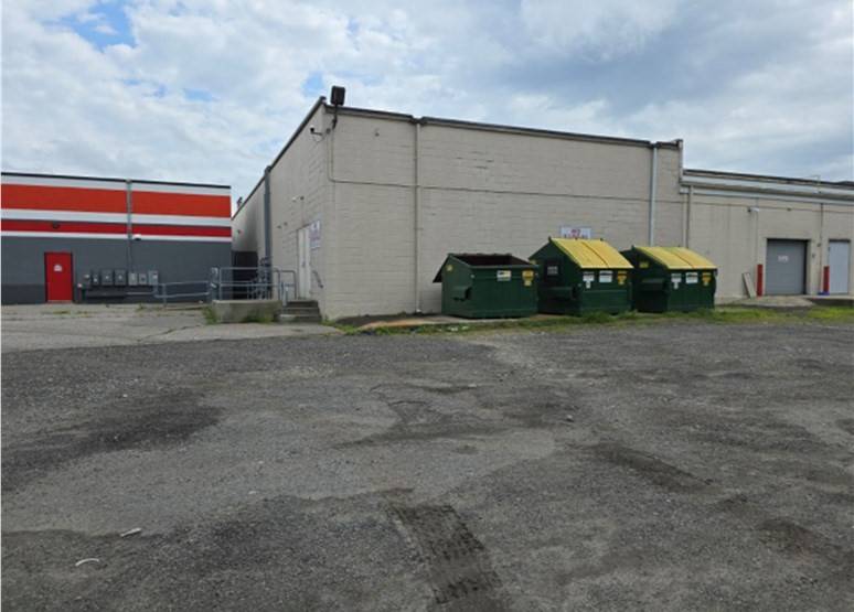 Somerset, MA 02726,1135 Grand Army Hwy
