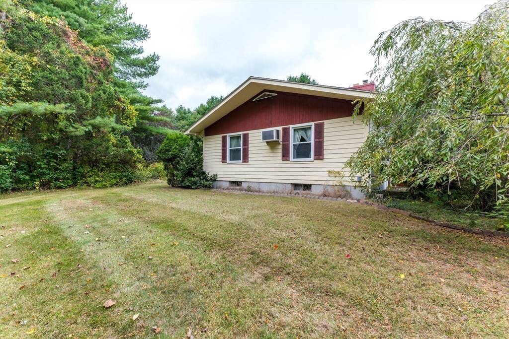 Dartmouth, MA 02747,53 Tucker Ln