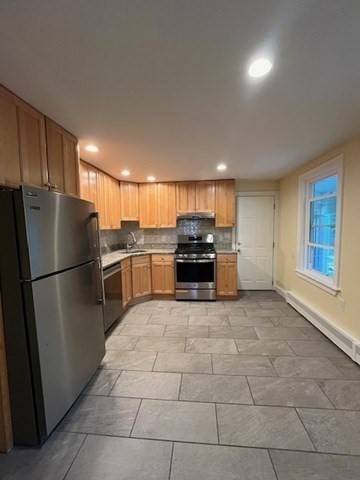 Wayland, MA 01778,21 French Avenue #1st flr