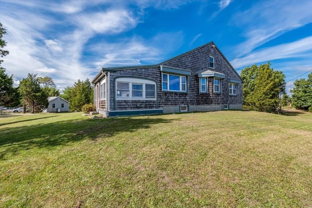 70 Hedge Rd Plymouth, MA 02360
