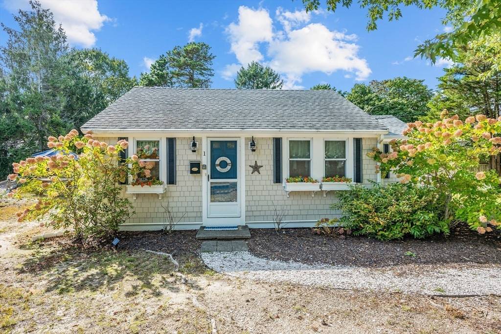 Yarmouth, MA 02664,1 Millard Rd