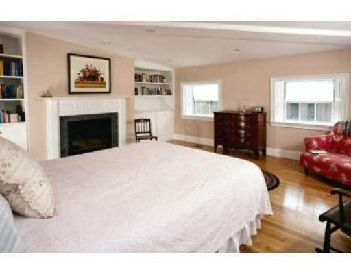 Boston, MA 02118,1724 Washington St #4