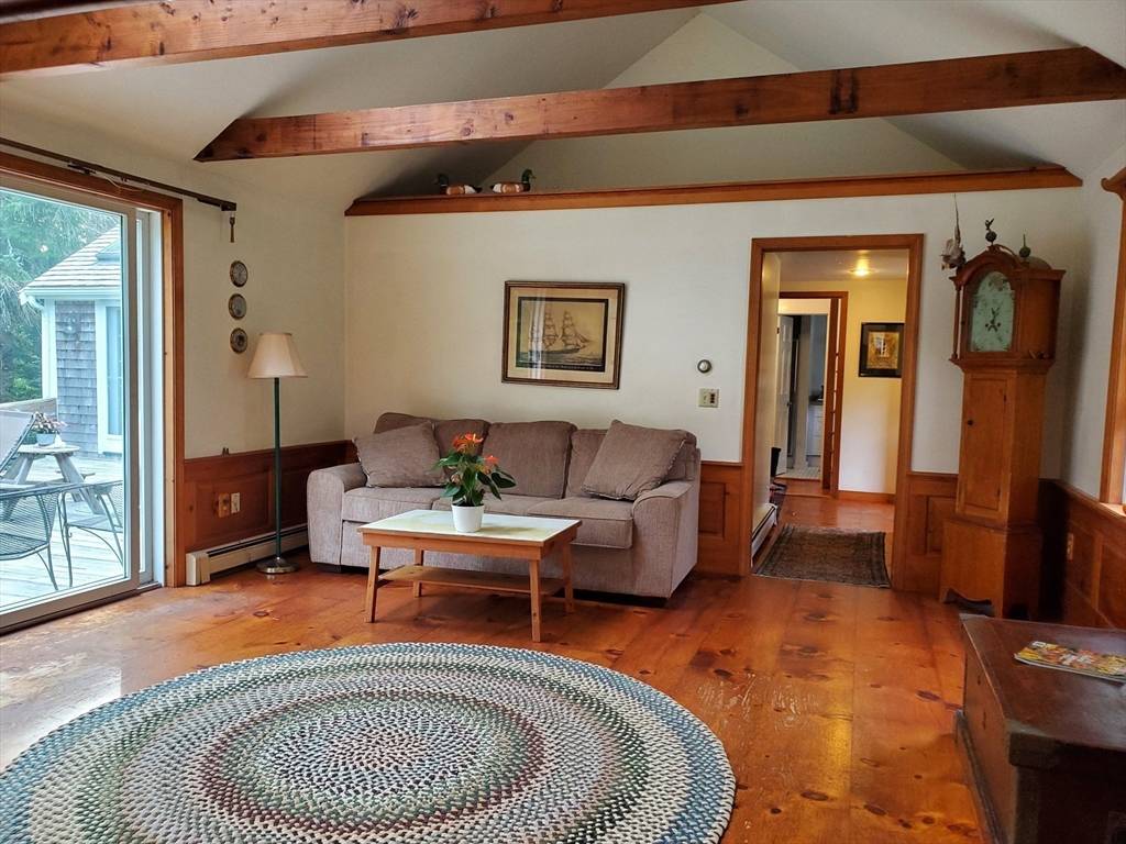 21 Oliver Snow Road Harwich, MA 02646