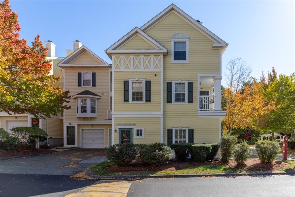 Reading, MA 01867,104 Gazebo Circle #104