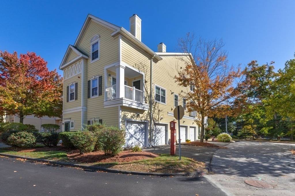 Reading, MA 01867,104 Gazebo Circle #104