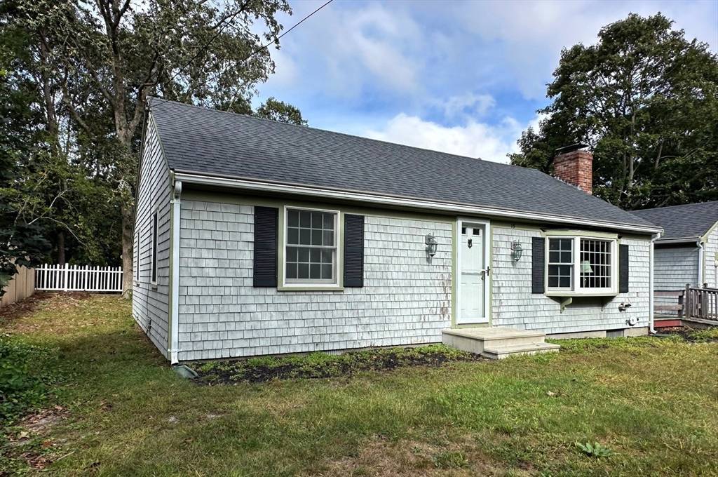 Dennis, MA 02660,15 Constance Ann Road