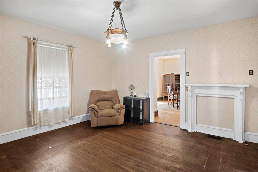 Woburn, MA 01801,580 Main St