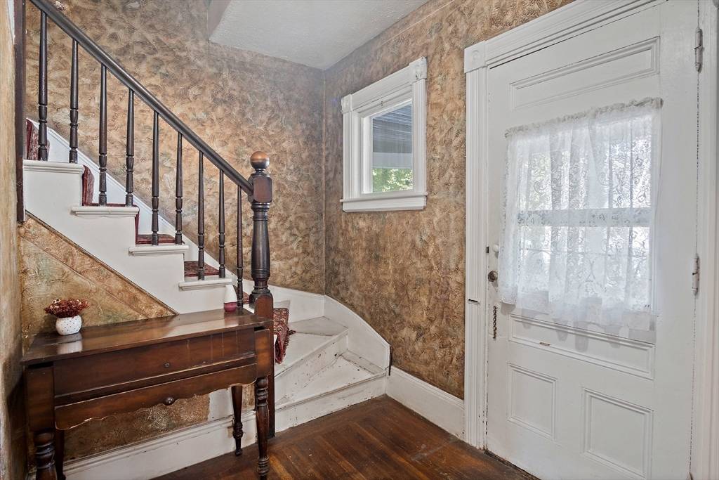 Woburn, MA 01801,580 Main St