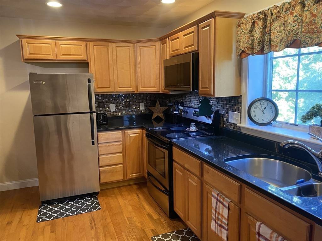 Lynn, MA 01905,382 Walnut Street #304