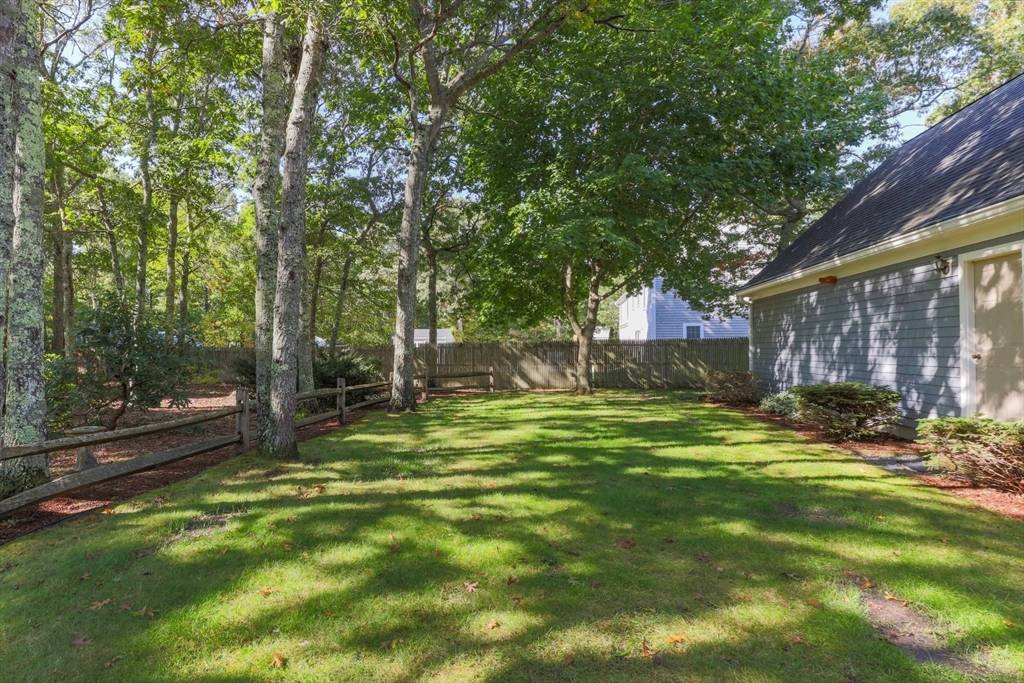 Mashpee, MA 02649,19 Butler Ln