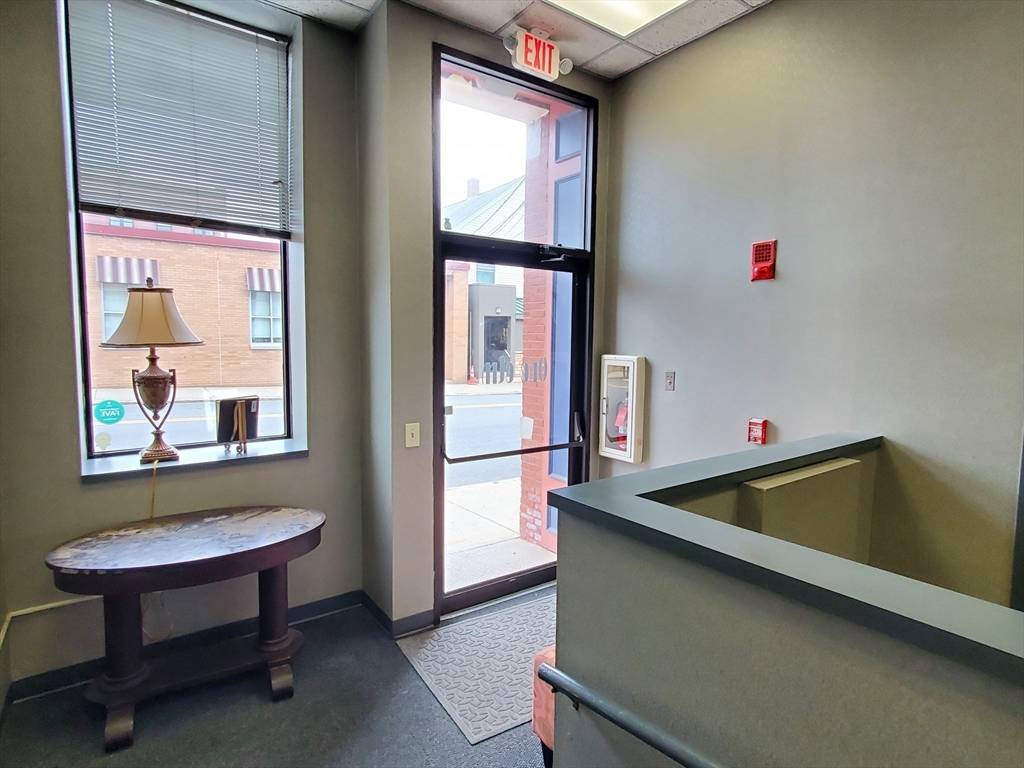 Nashua, NH 03060,1 Elm Street #301-303