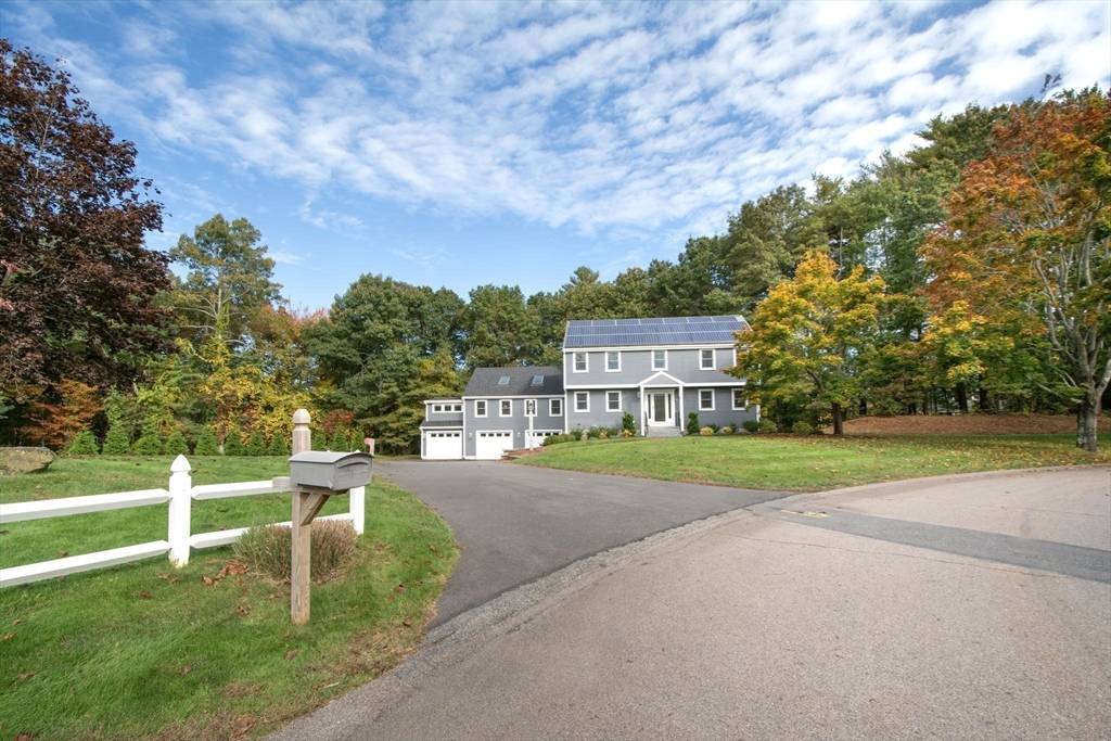 Duxbury, MA 02332,40 Boxwood Ln