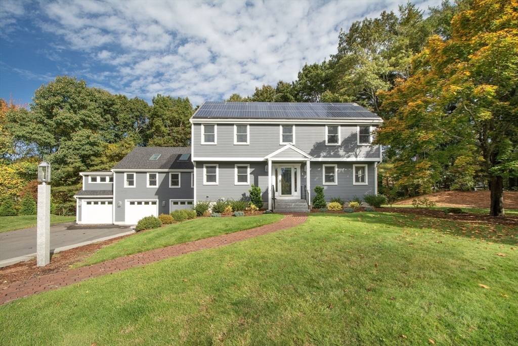 Duxbury, MA 02332,40 Boxwood Ln