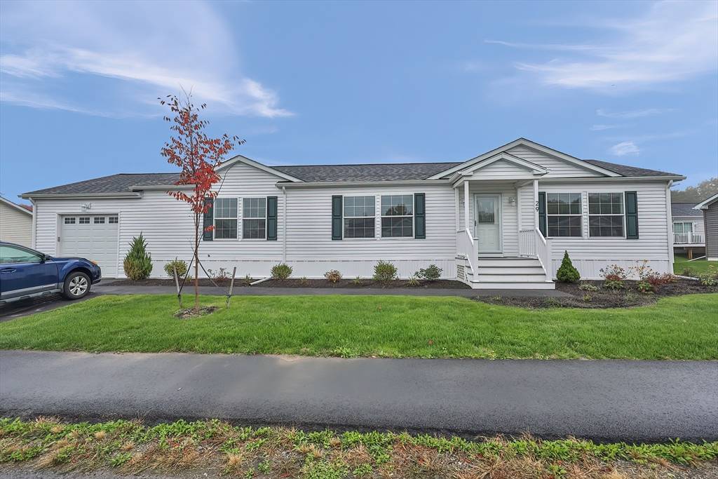 North Attleboro, MA 02760,121 East Washington Street #Lot 29